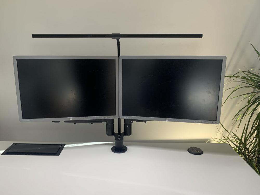Swan LED-lampe – ergonomisk arbeidslys for skrivebord